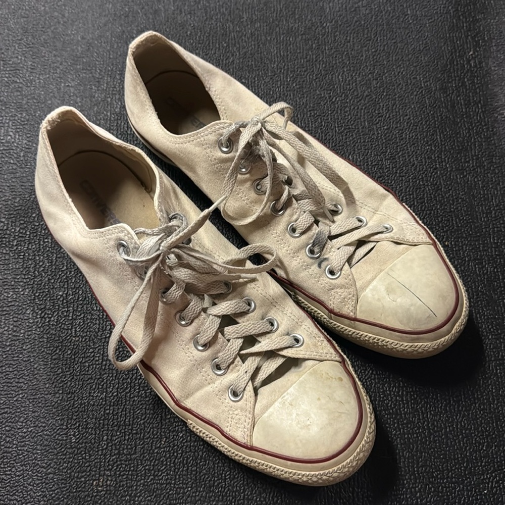 Men’s White Converse